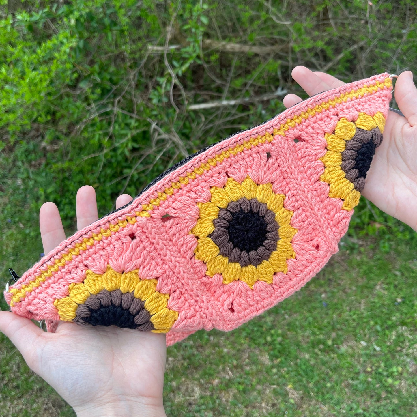 Sunflower Crochet Sling Bag with Zipper and Detachable Strap